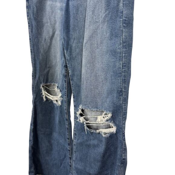 American Eagle Super High Rise Flare Medium Wash Next Level Stretch Jeans sz 14 - Picture 9 of 16